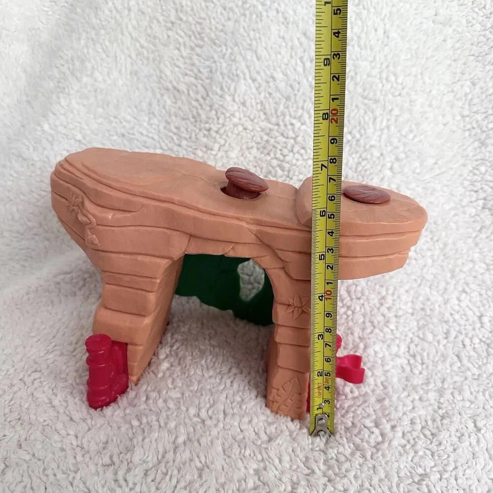 Little People Fisher Price A to Z Learning Zoo Playset Cave Only